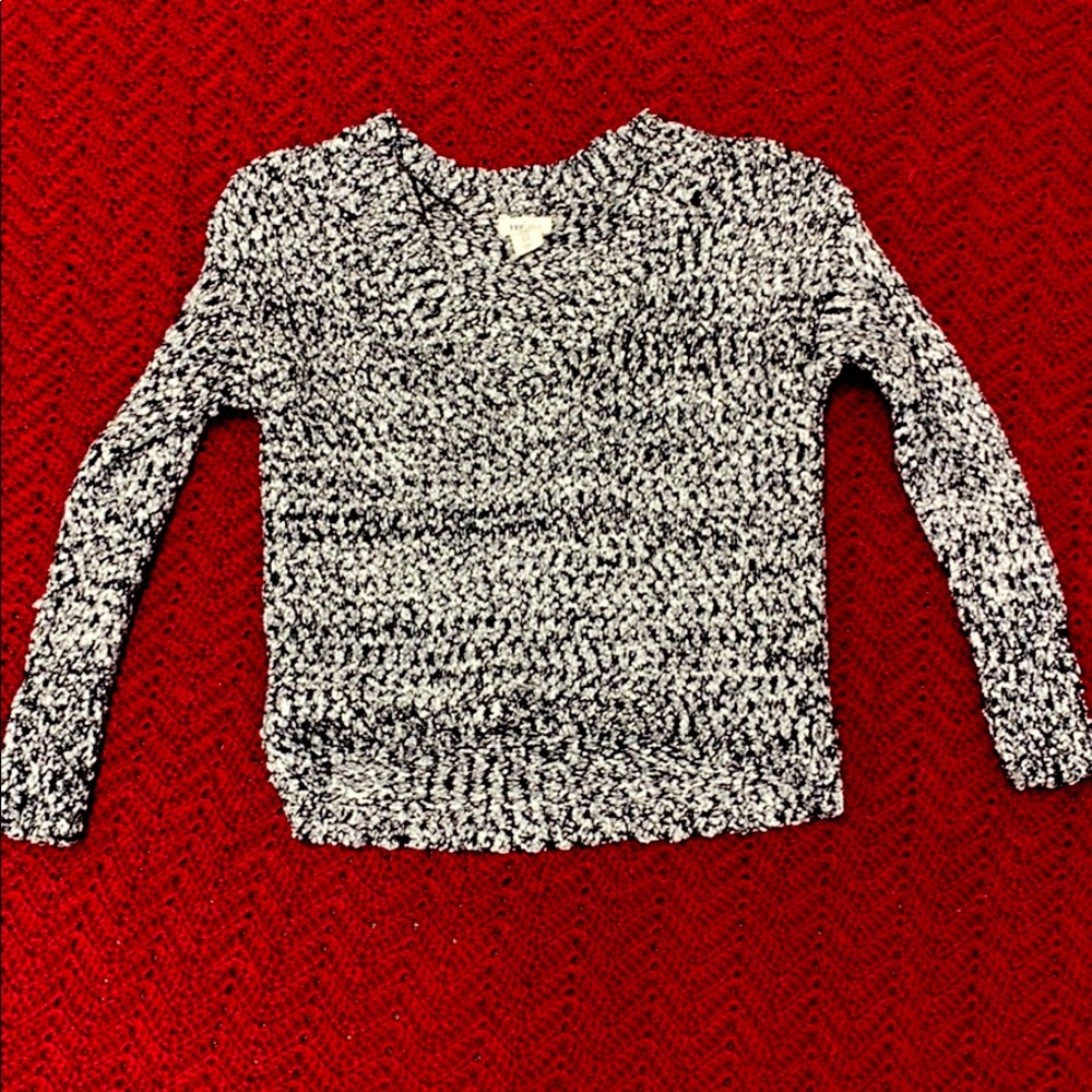 Knit sweater
